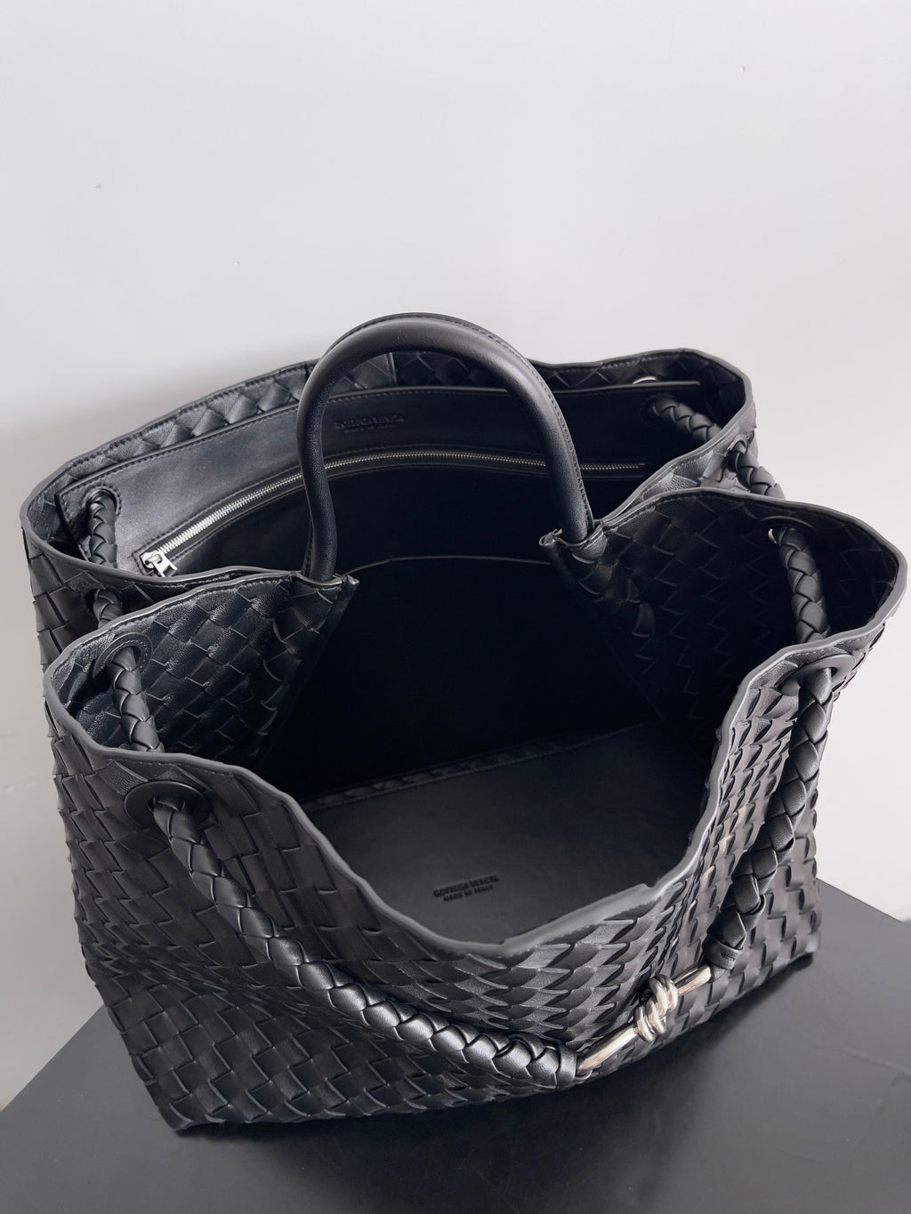 Bottega Veneta 743575 Black Designer Handbag Edition 9 - detail image 9
