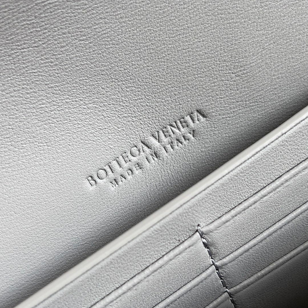 Bottega Veneta 741511 Black Designer Handbag Edition 5 - detail image 8