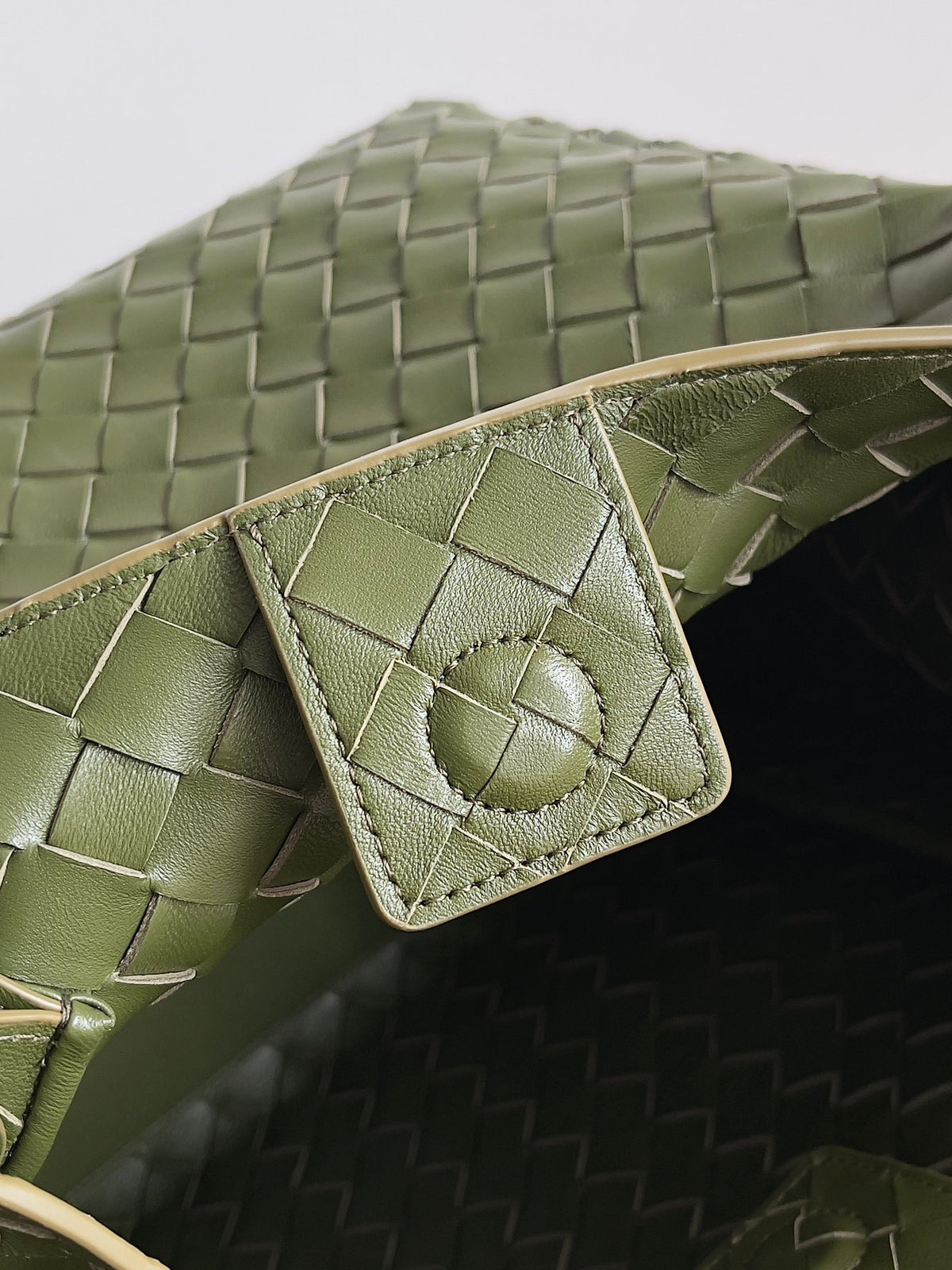 Bottega Veneta 796571 Olive Green Designer Handbag - detail image 8