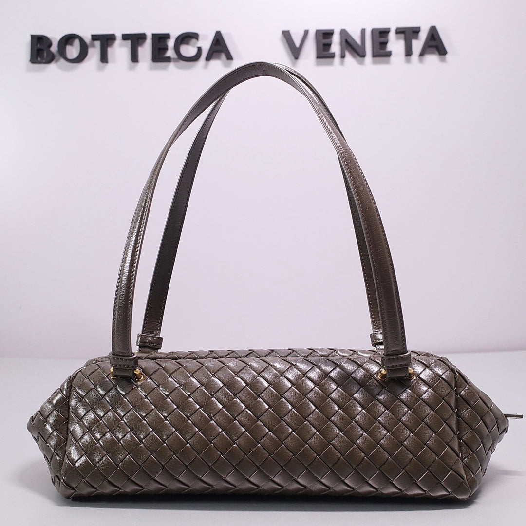 Bottega Veneta Black Designer Handbag Edition 960