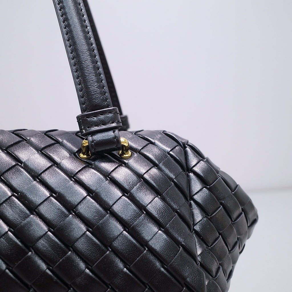 Bottega Veneta 796258 Black Designer Handbag Edition 6 - detail image 2