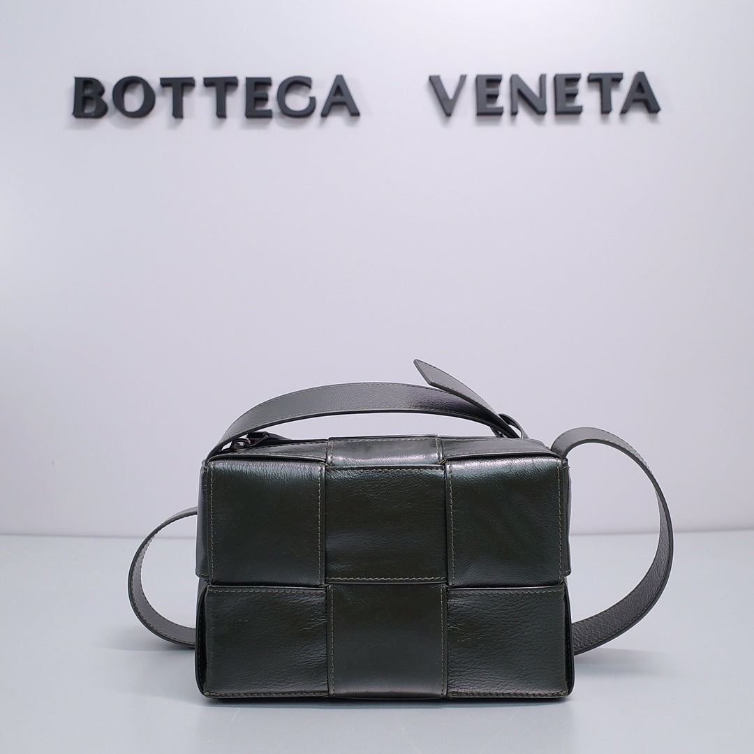 Bottega Veneta Black Designer Apparel Edition 17