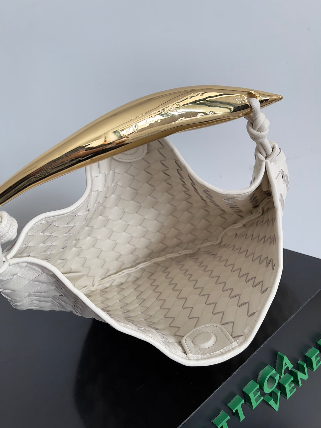 Bottega Veneta 716082 Silver Designer Handbag - detail image 9