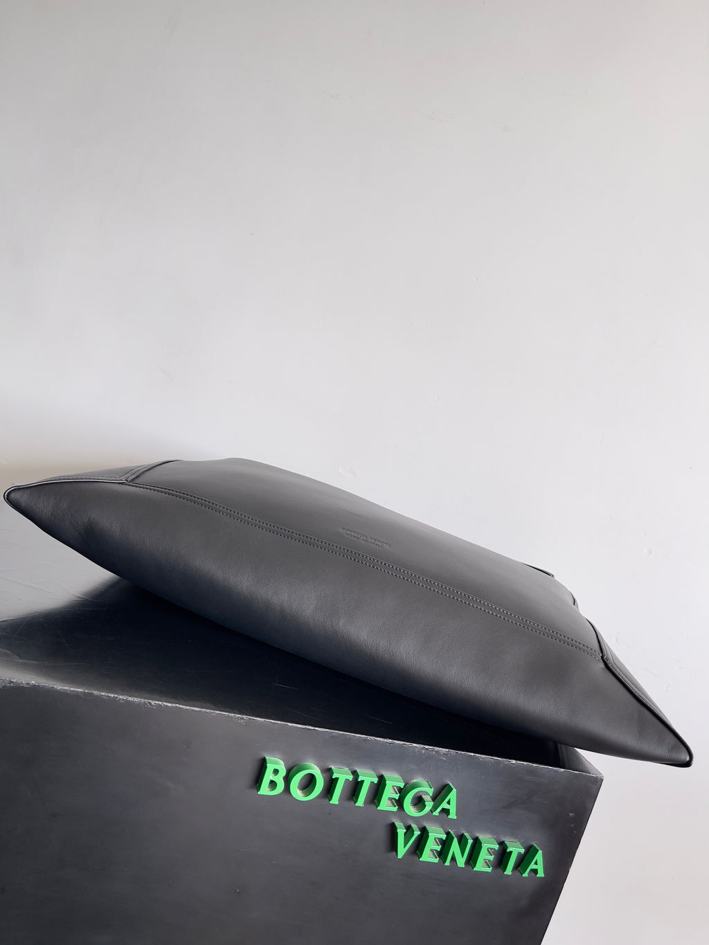Bottega Veneta 803976 Black Designer Apparel Edition 3 - detail image 3