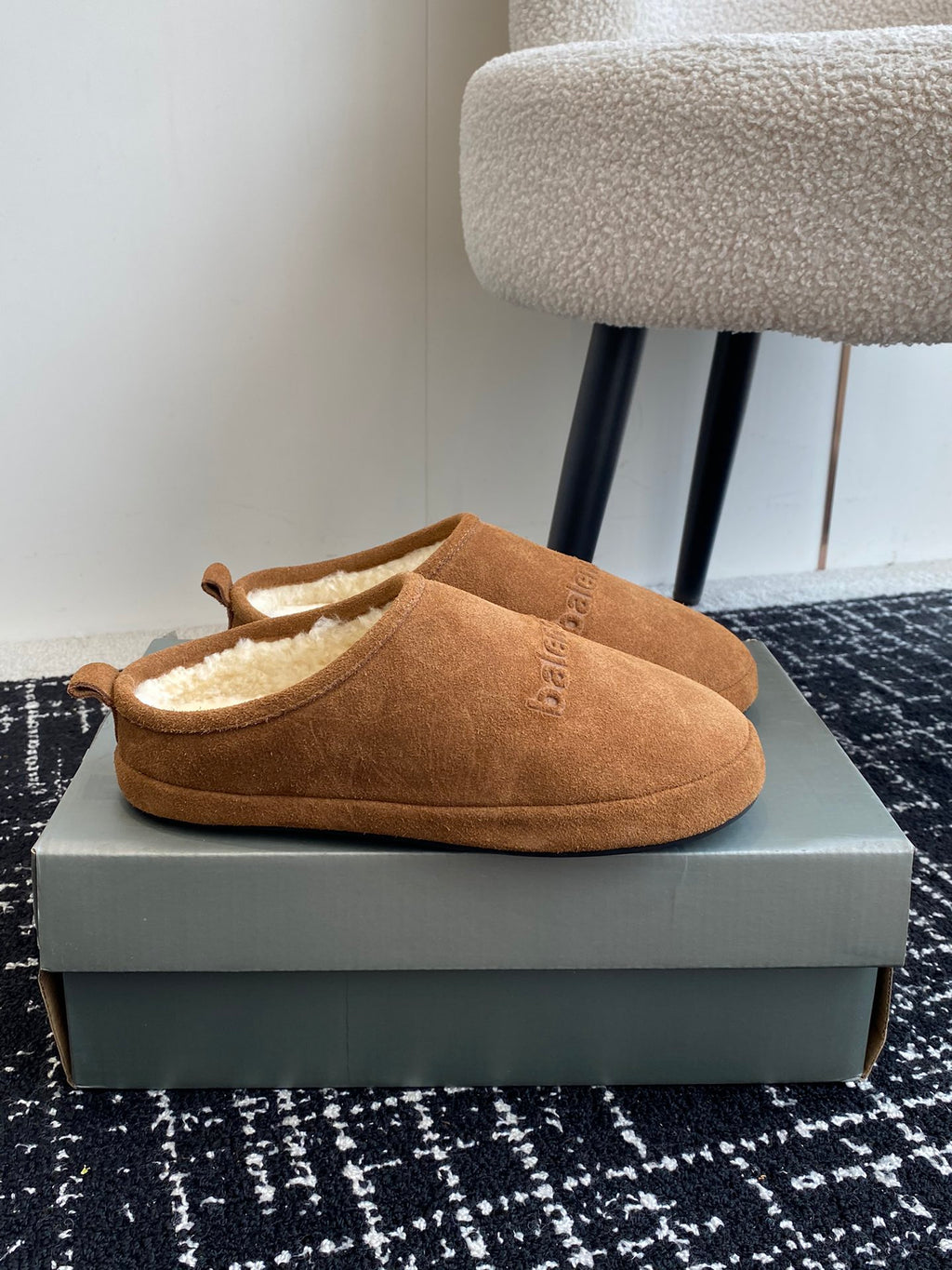 Balenciaga Black & Orange Designer Shoes EU 35-40 - detail image 2