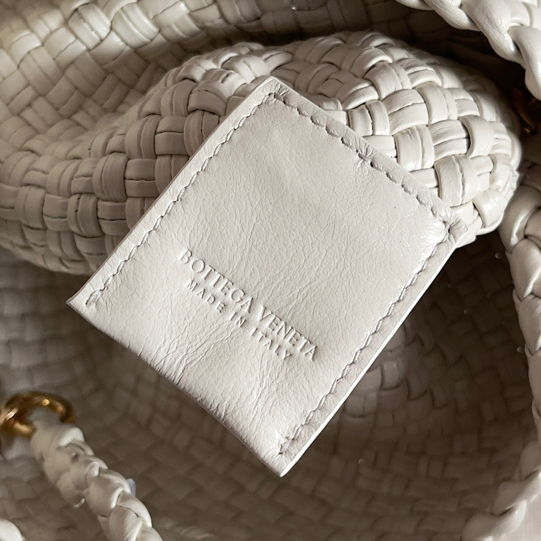 Bottega Veneta 776755 Black Designer Handbag - detail image 7
