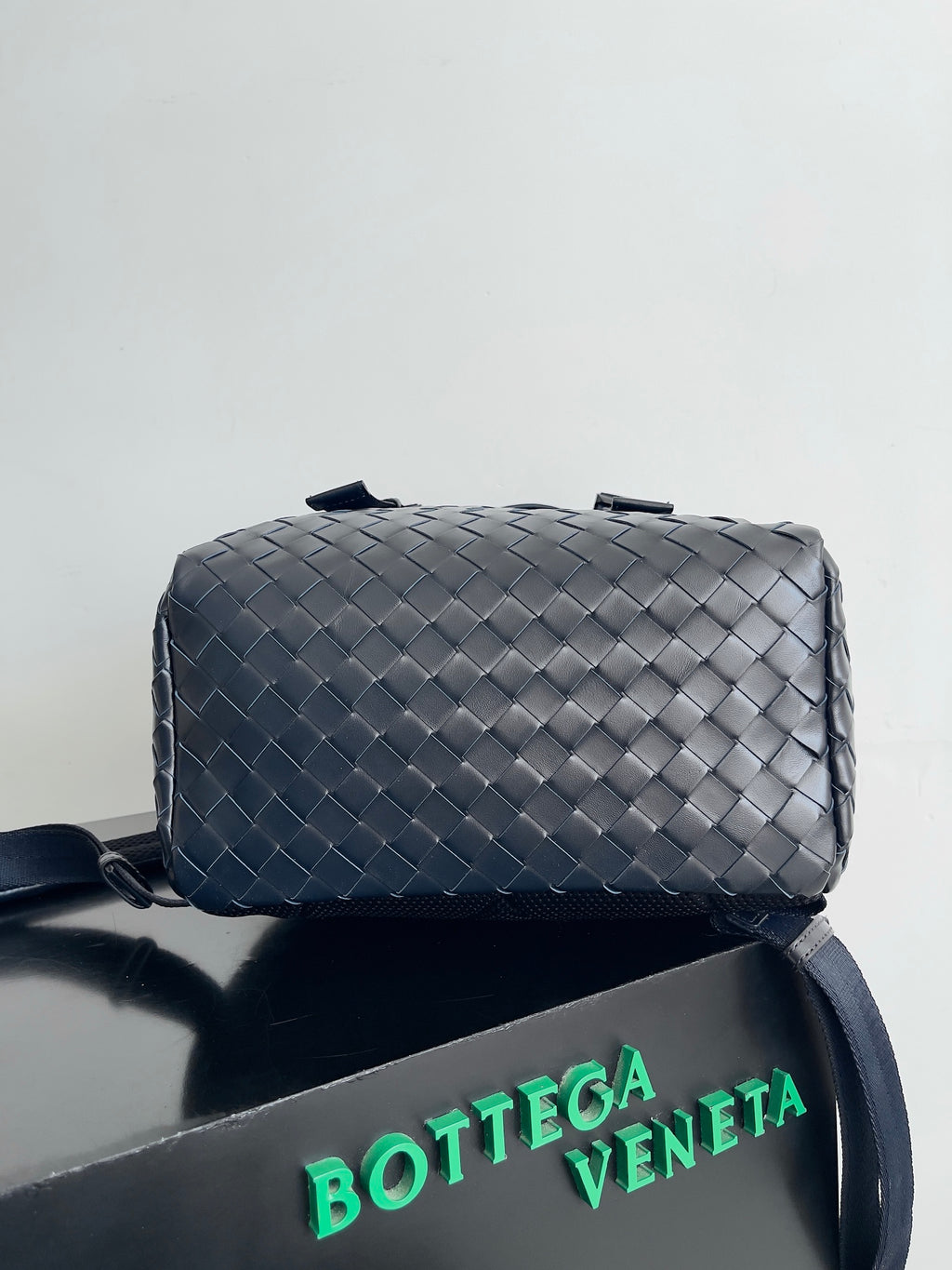 Bottega Veneta 766580 Black Designer Handbag - detail image 5