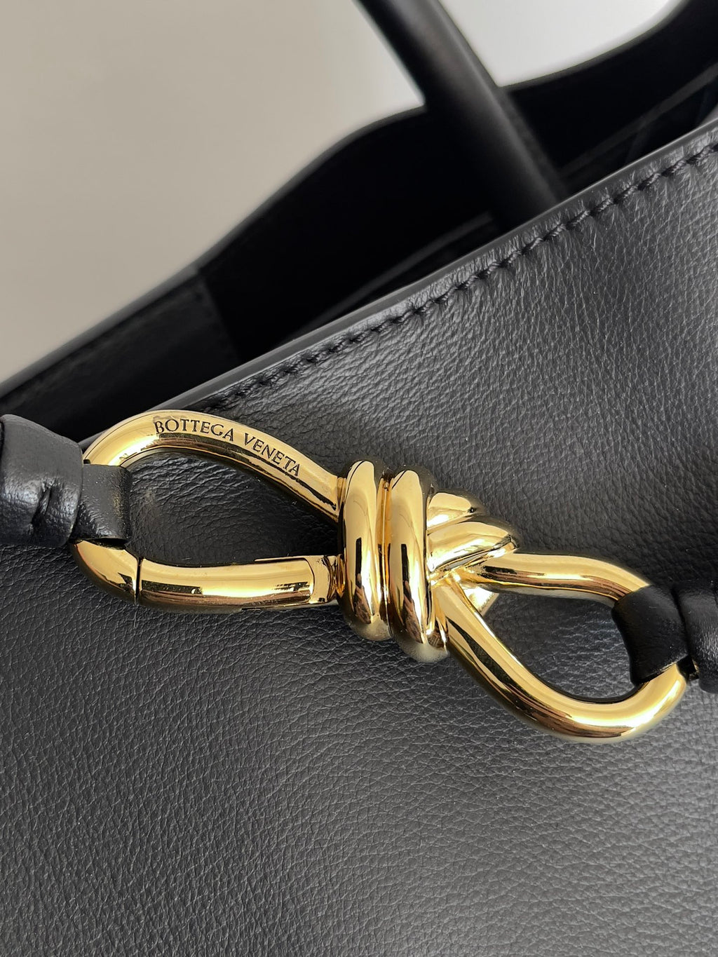Bottega Veneta 806010 Black Hobo Bag Edition 5 - detail image 4