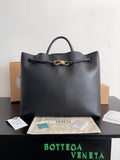 Bottega Veneta Black Designer Handbag Edition 928