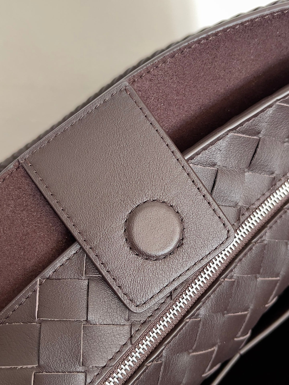 Bottega Veneta 806010 Black Hobo Bag Edition 2 - detail image 6