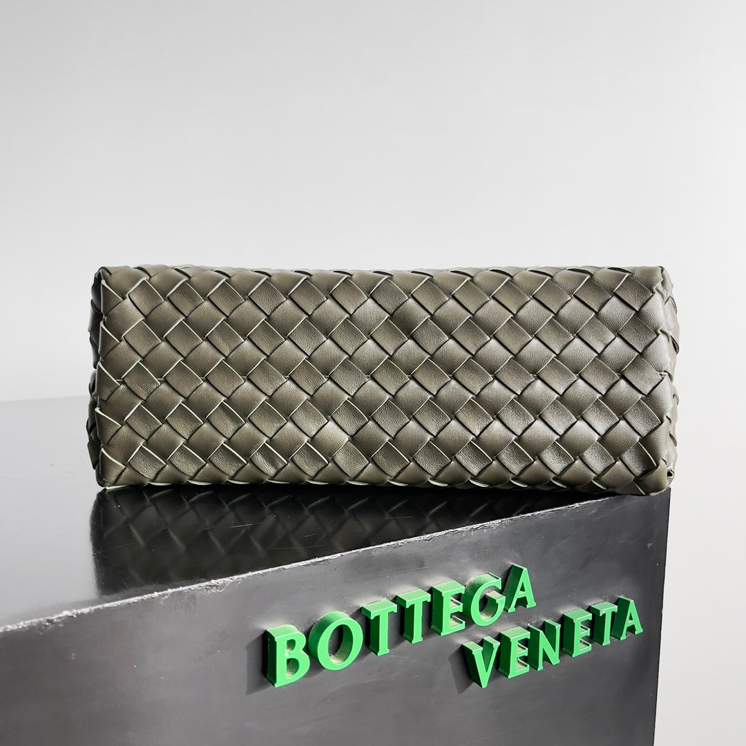 Bottega Veneta 743572 Black Designer Handbag Edition 8 - detail image 4