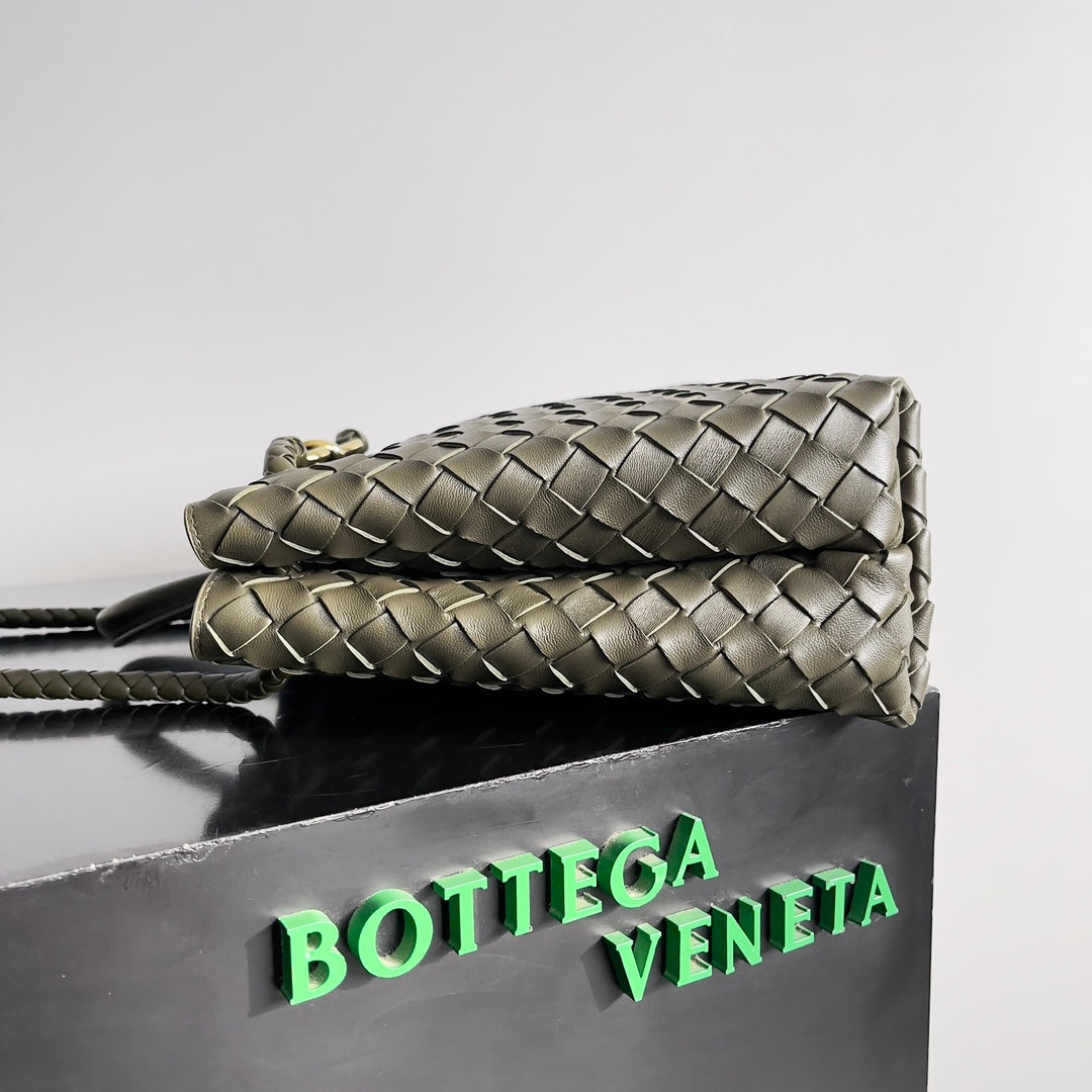Bottega Veneta 743572 Black Designer Handbag Edition 8 - detail image 2