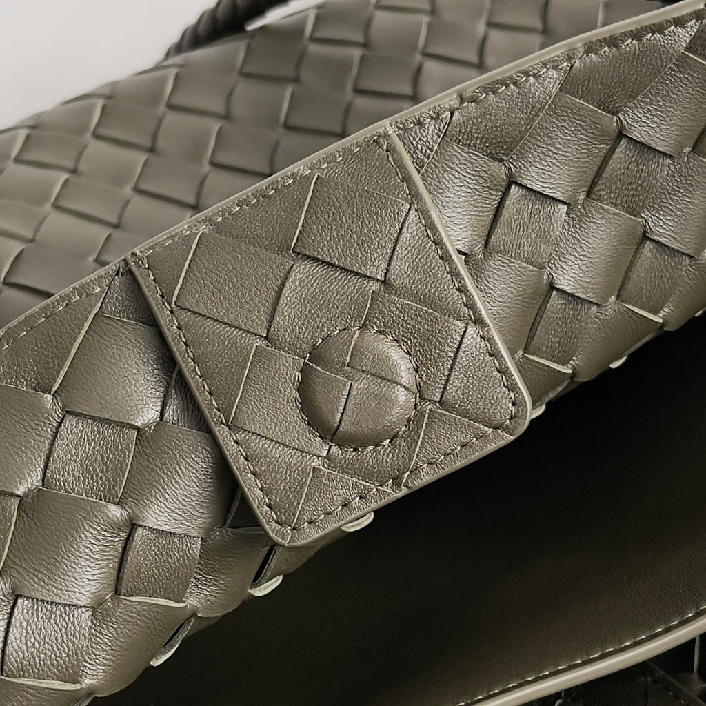 Bottega Veneta 743572 Black Designer Handbag Edition 8 - detail image 7