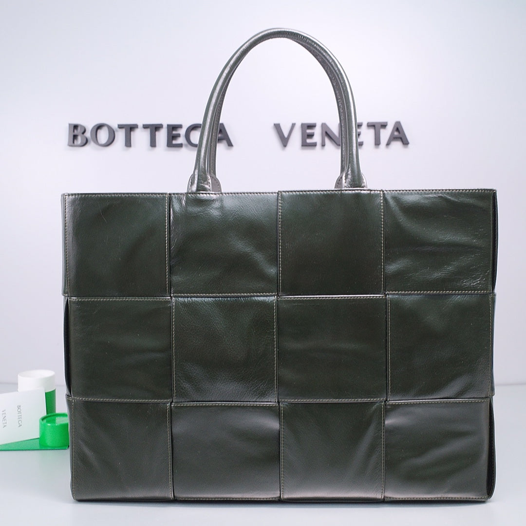 Bottega Veneta 766969 Black Tote Bag Edition 2 - detail image 5