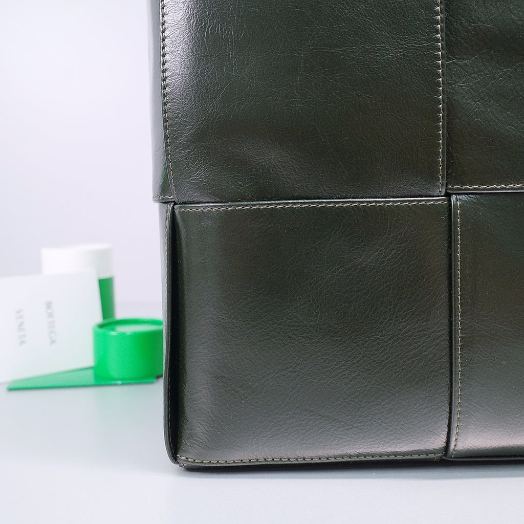 Bottega Veneta 766969 Black Tote Bag Edition 2 - detail image 2