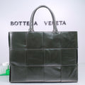 Bottega Veneta 766969 Black Tote Bag Edition 2