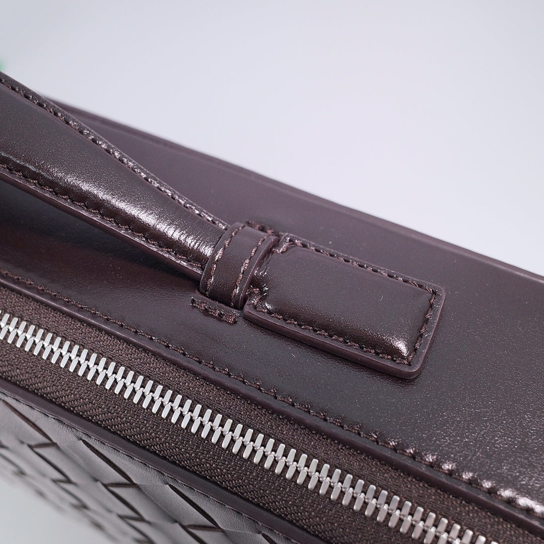 Bottega Veneta 786662 Black Designer Handbag - detail image 7