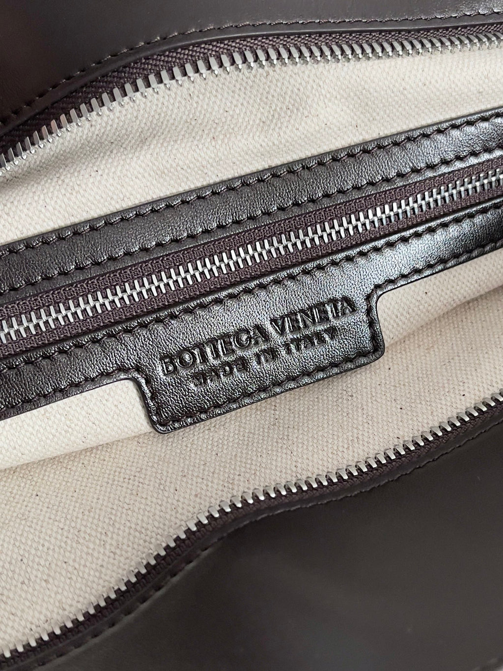 Bottega Veneta 786666 Black Tote Bag Edition 2 - detail image 7