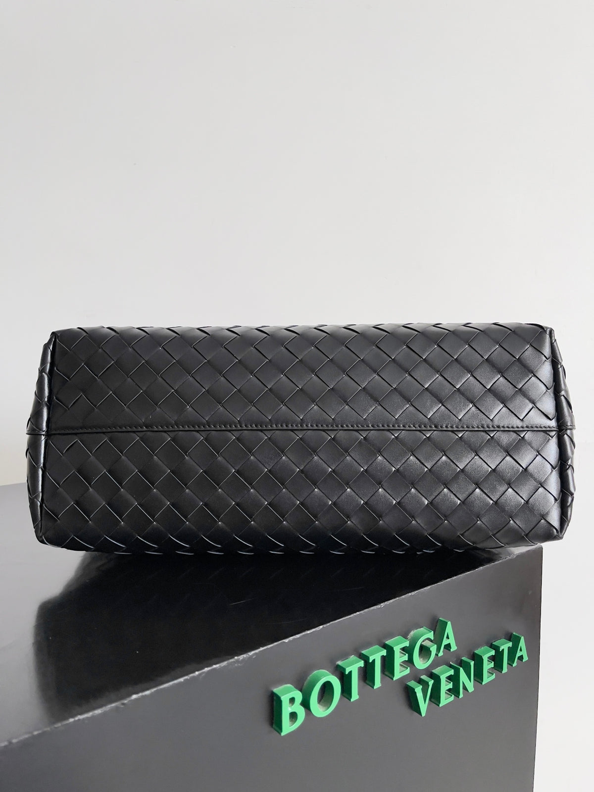 Bottega Veneta 786666 Black Tote Bag - detail image 3