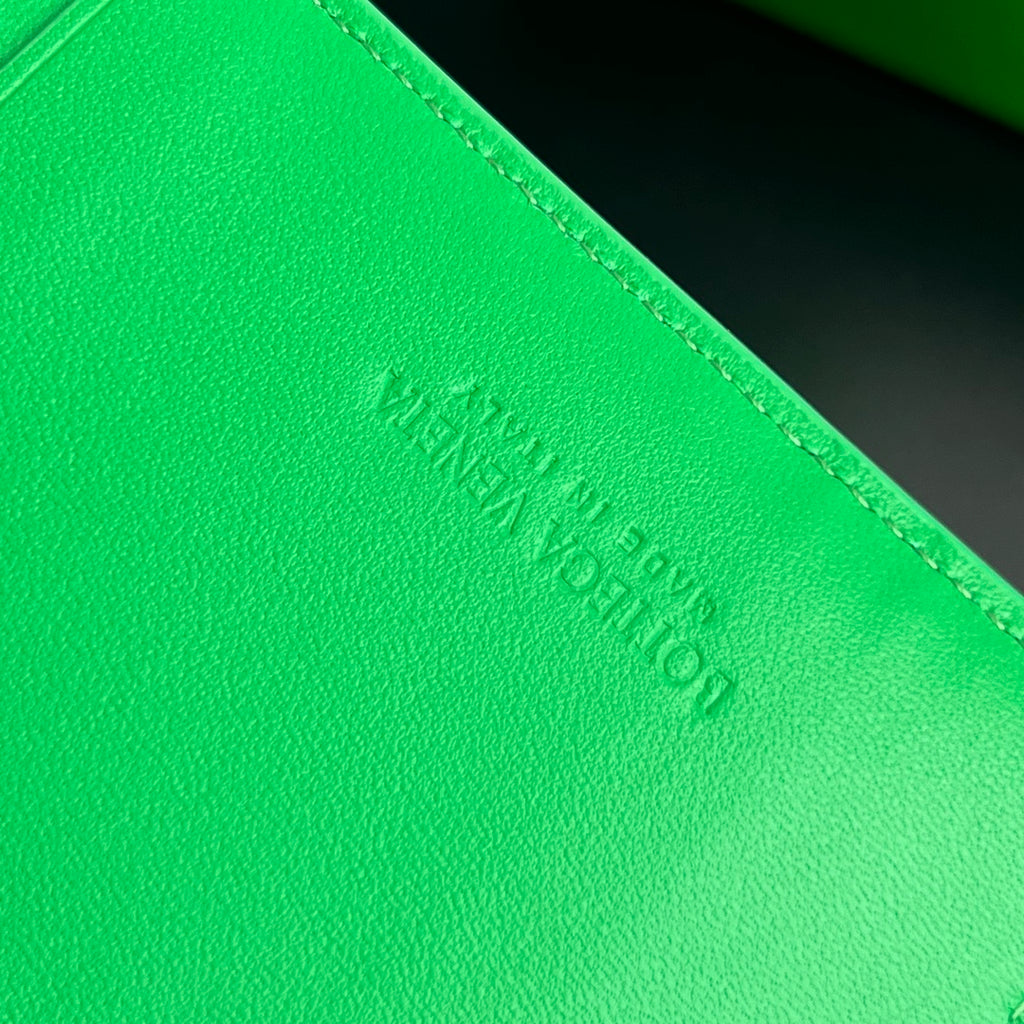 Bottega Veneta 12X8X0 Green Card Holder - detail image 8