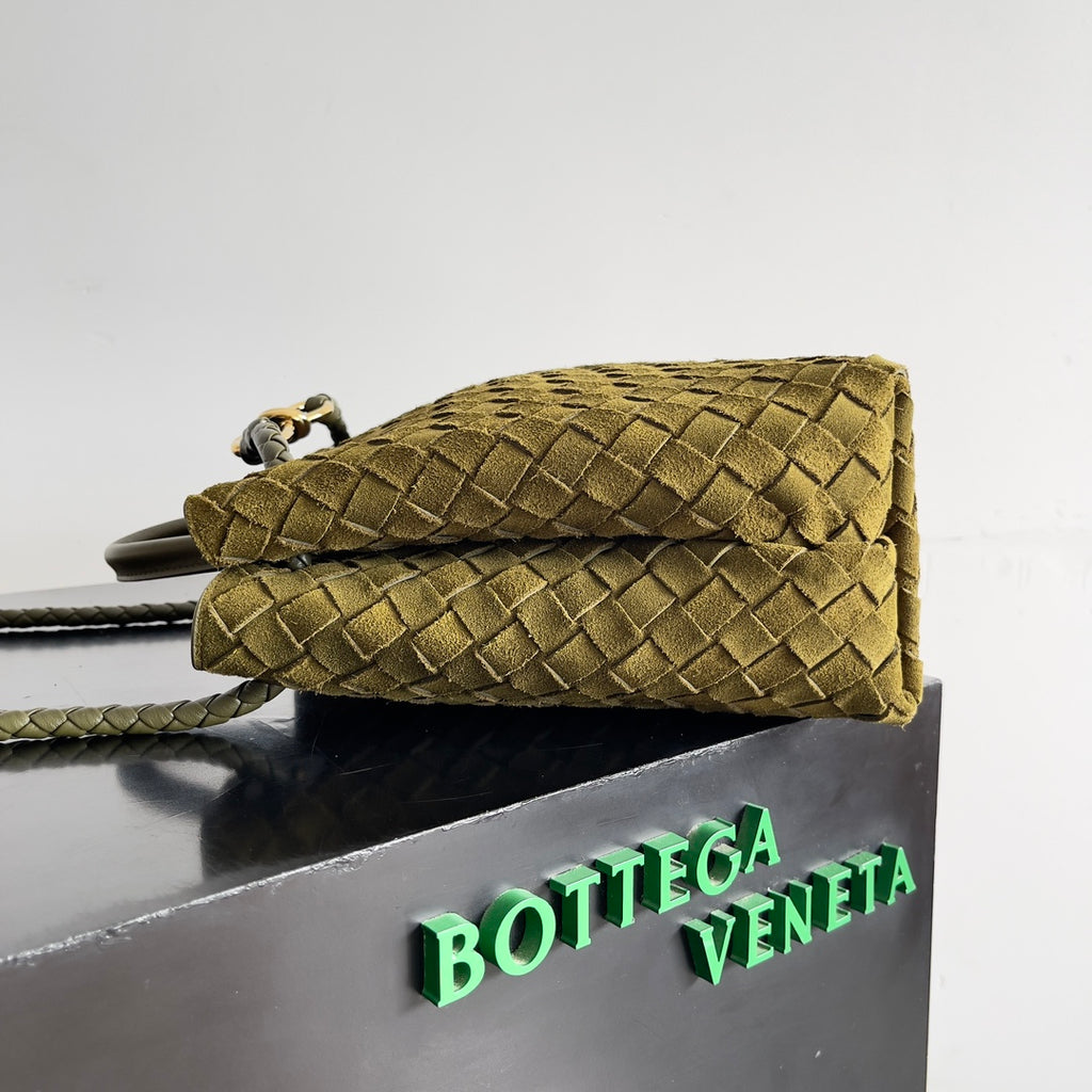 Bottega Veneta 743572 Olive Green Designer Handbag - detail image 2