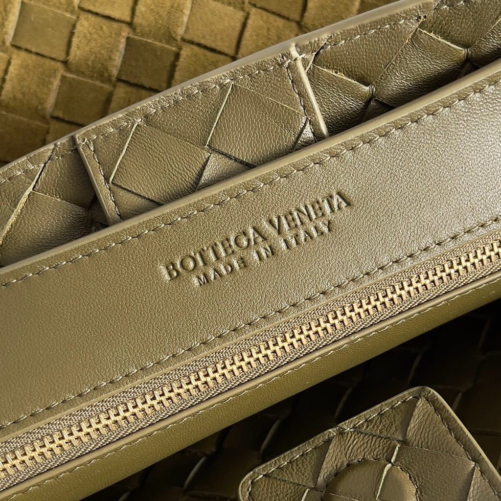 Bottega Veneta 743572 Olive Green Designer Handbag - detail image 7