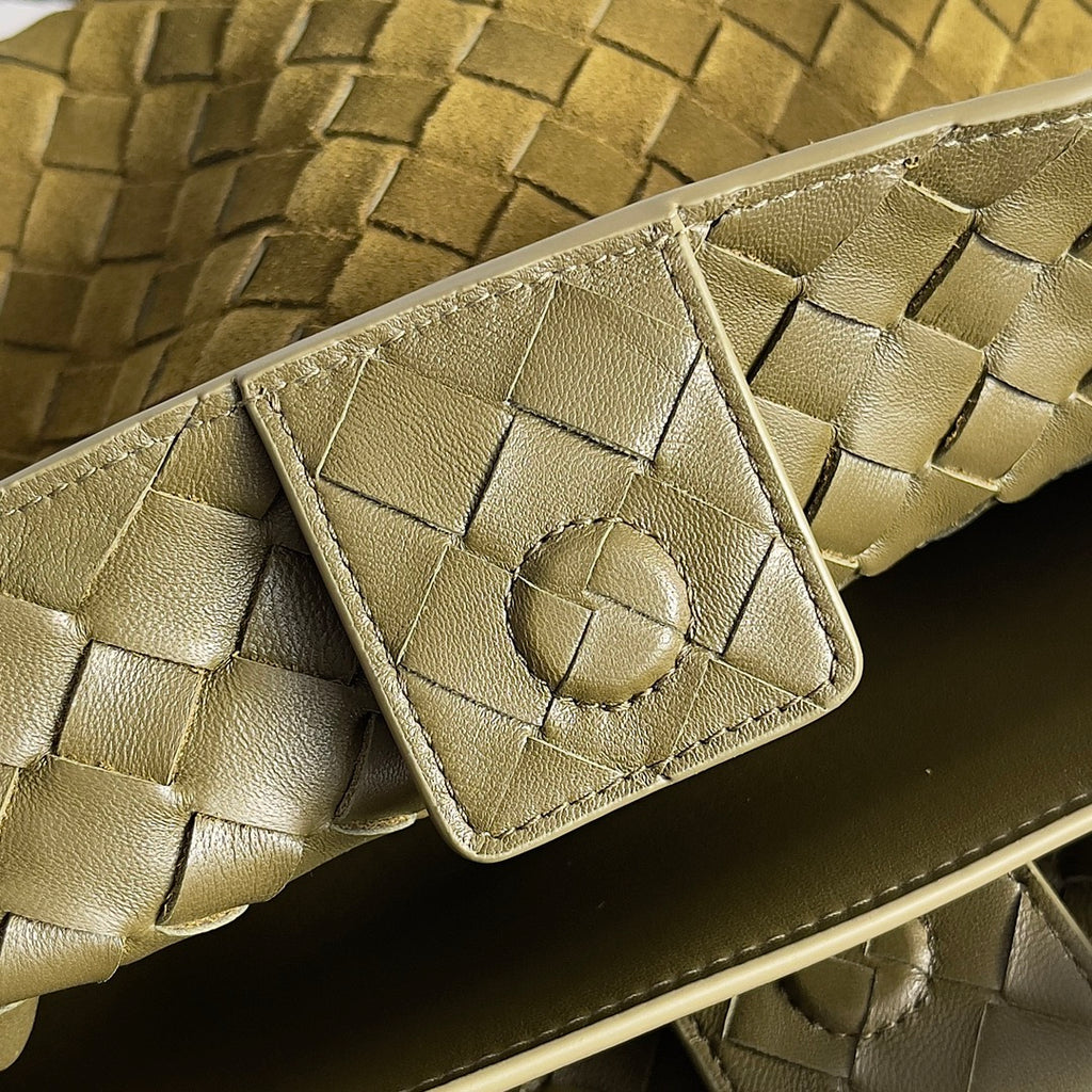 Bottega Veneta 743572 Olive Green Designer Handbag - detail image 6