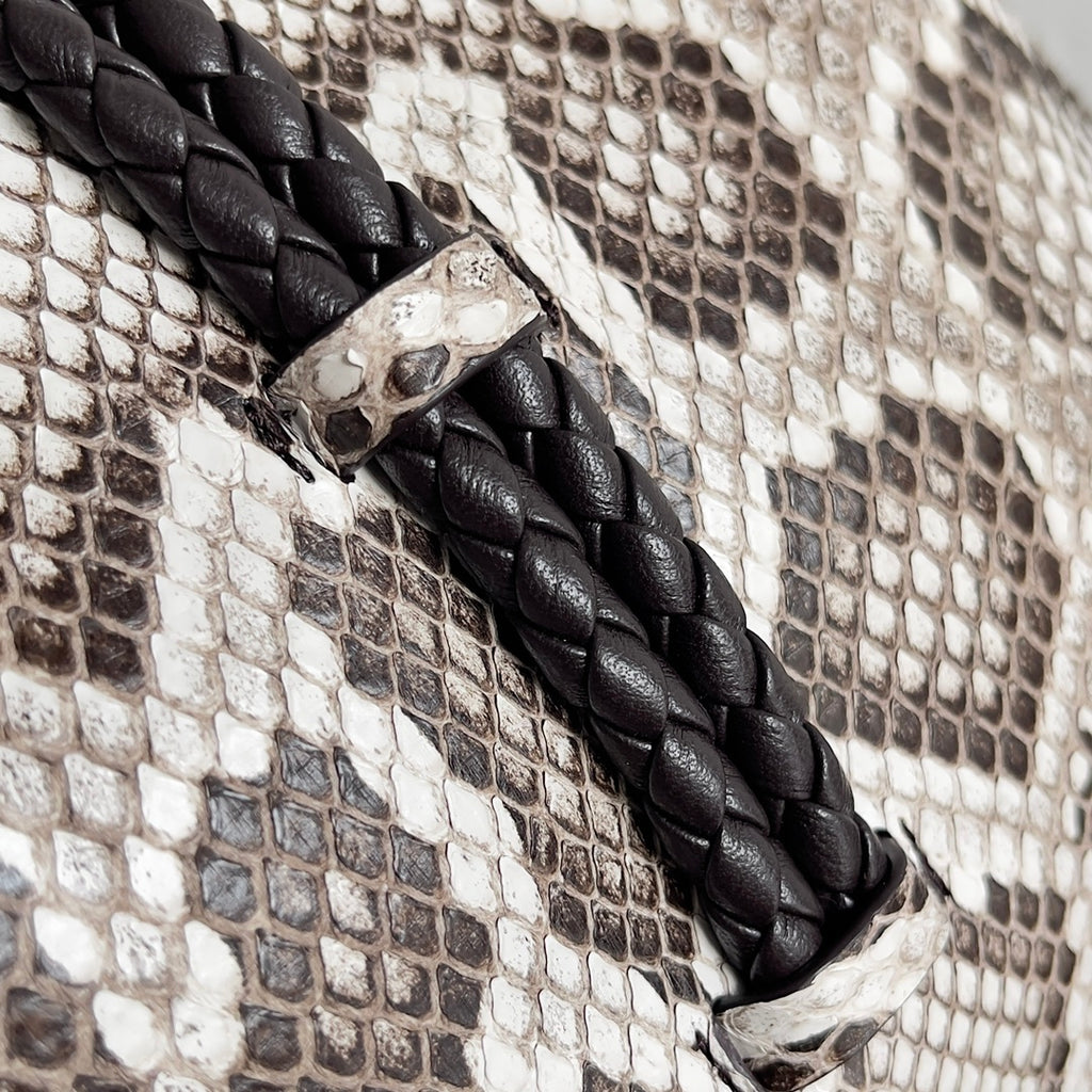 Bottega Veneta Black Clutch Bag Edition 2 - detail image 5