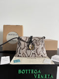 Bottega Veneta Black Designer Handbag Edition 819