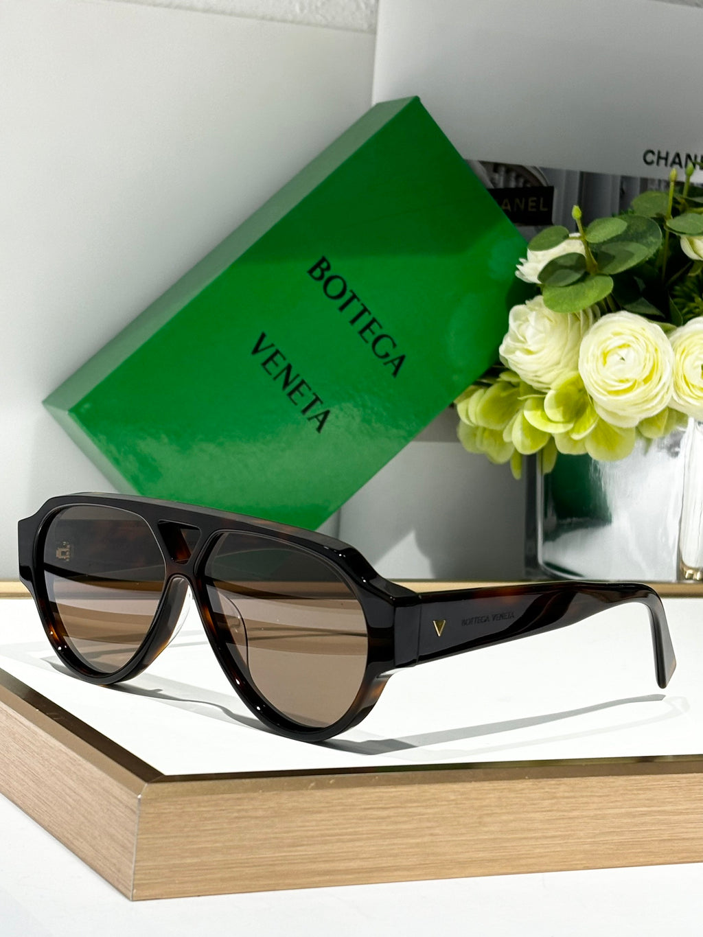 Bottega Veneta BV1318S Black & Green Designer Sunglasses 59-11-145 mm - detail image 2