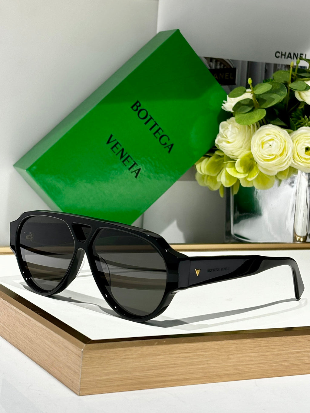 Bottega Veneta BV1318S Black & Green Designer Sunglasses 59-11-145 mm - detail image 3