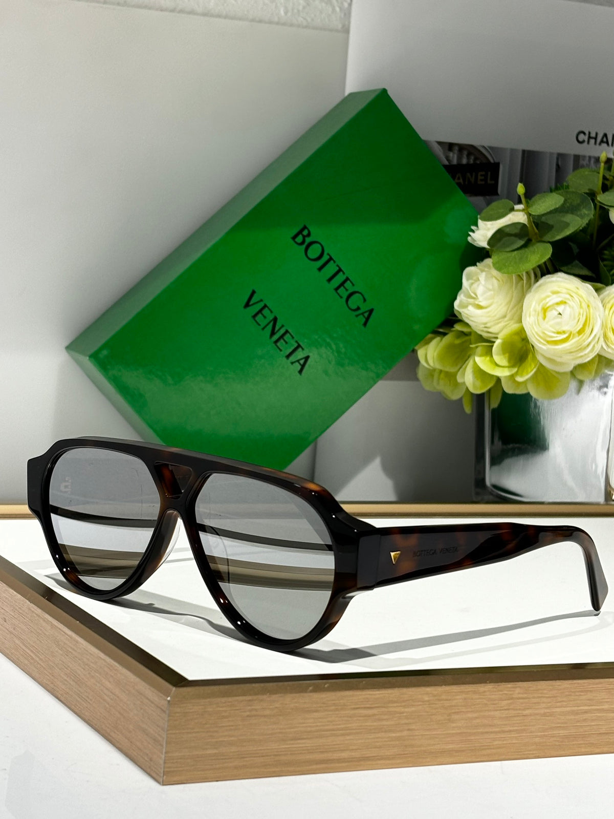 Bottega Veneta BV1318S Black & Green Designer Sunglasses 59-11-145 mm - detail image 5