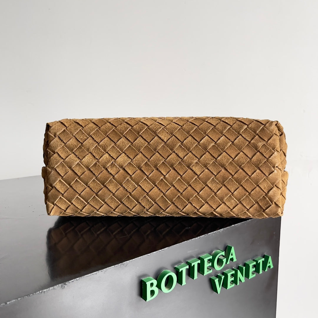 Bottega Veneta 743572 White Designer Handbag Edition 8 - detail image 4