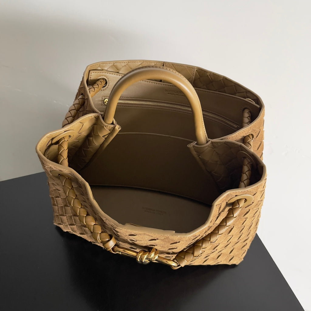 Bottega Veneta 743572 White Designer Handbag Edition 8 - detail image 9