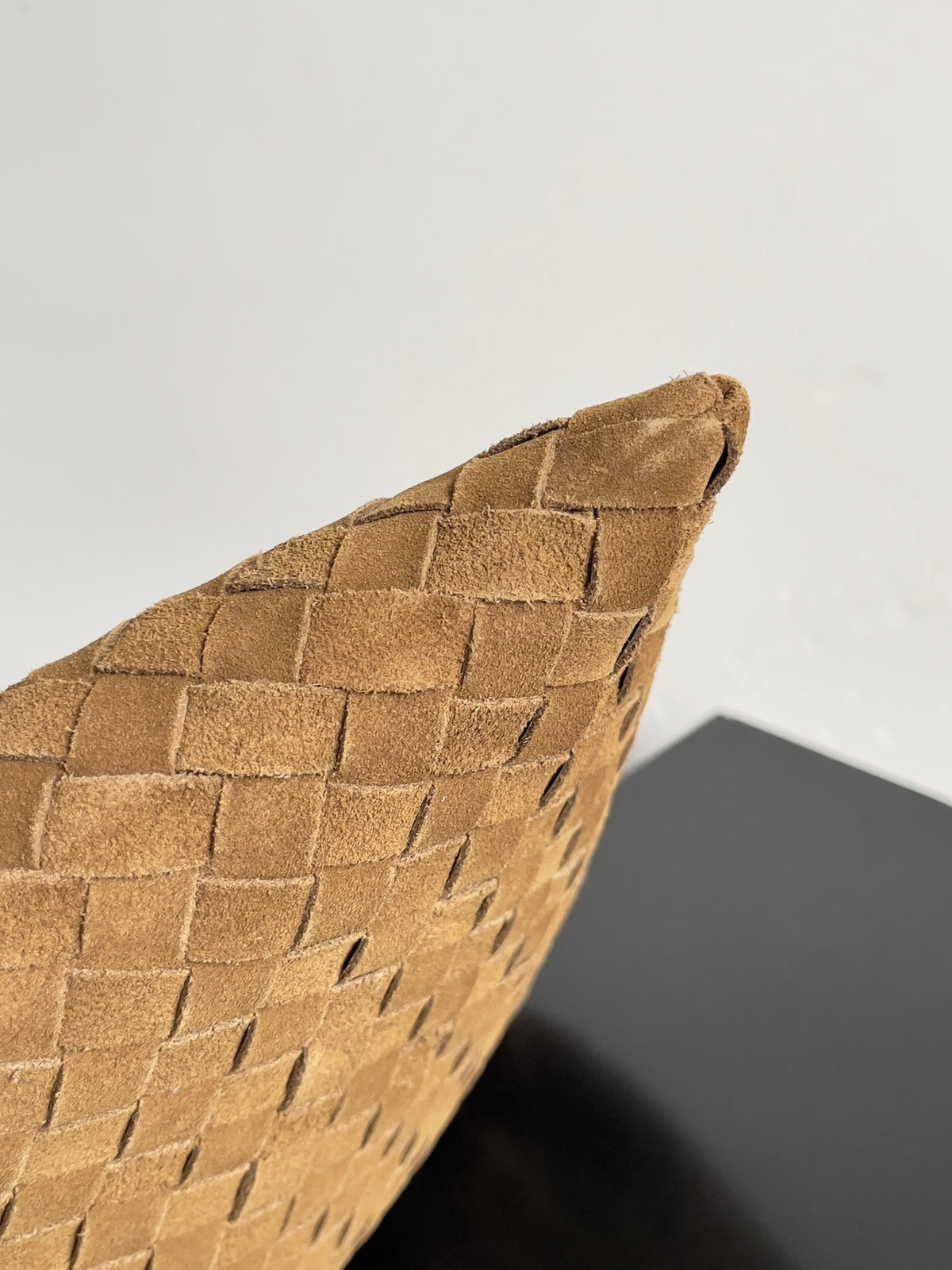 Bottega Veneta 763970 Brown & Rose Gold Designer Handbag - detail image 4