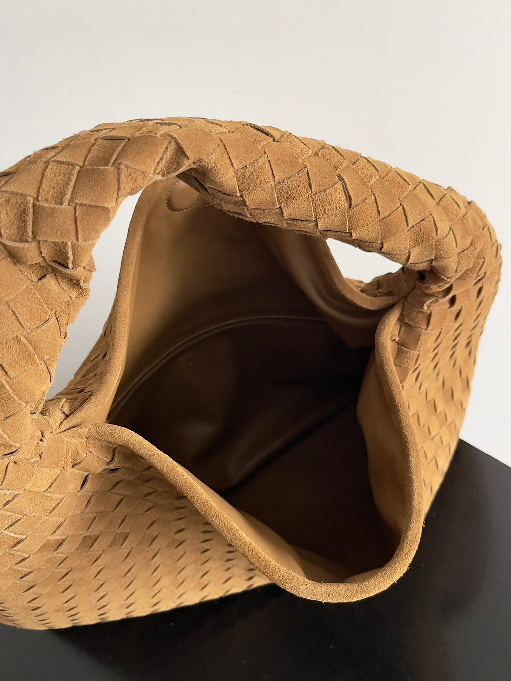 Bottega Veneta 763970 Brown & Rose Gold Designer Handbag - detail image 9
