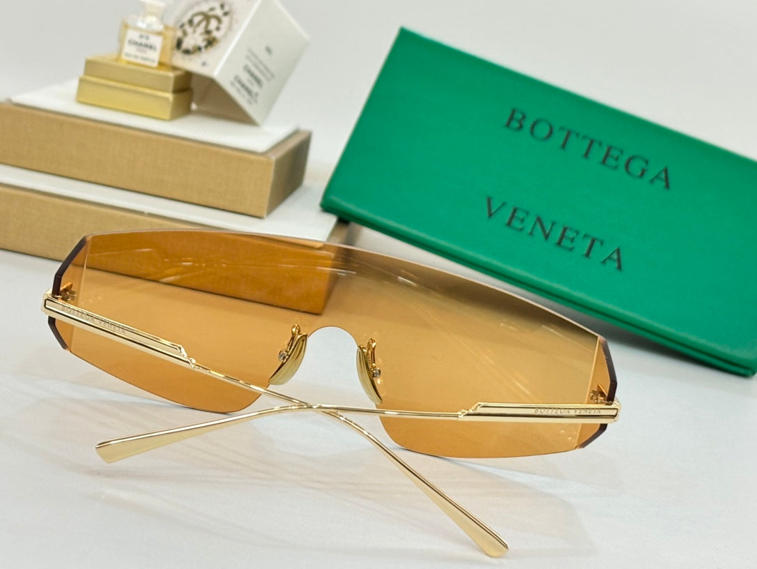 Bottega Veneta BV1299S Green & Gold Designer Sunglasses - detail image 7