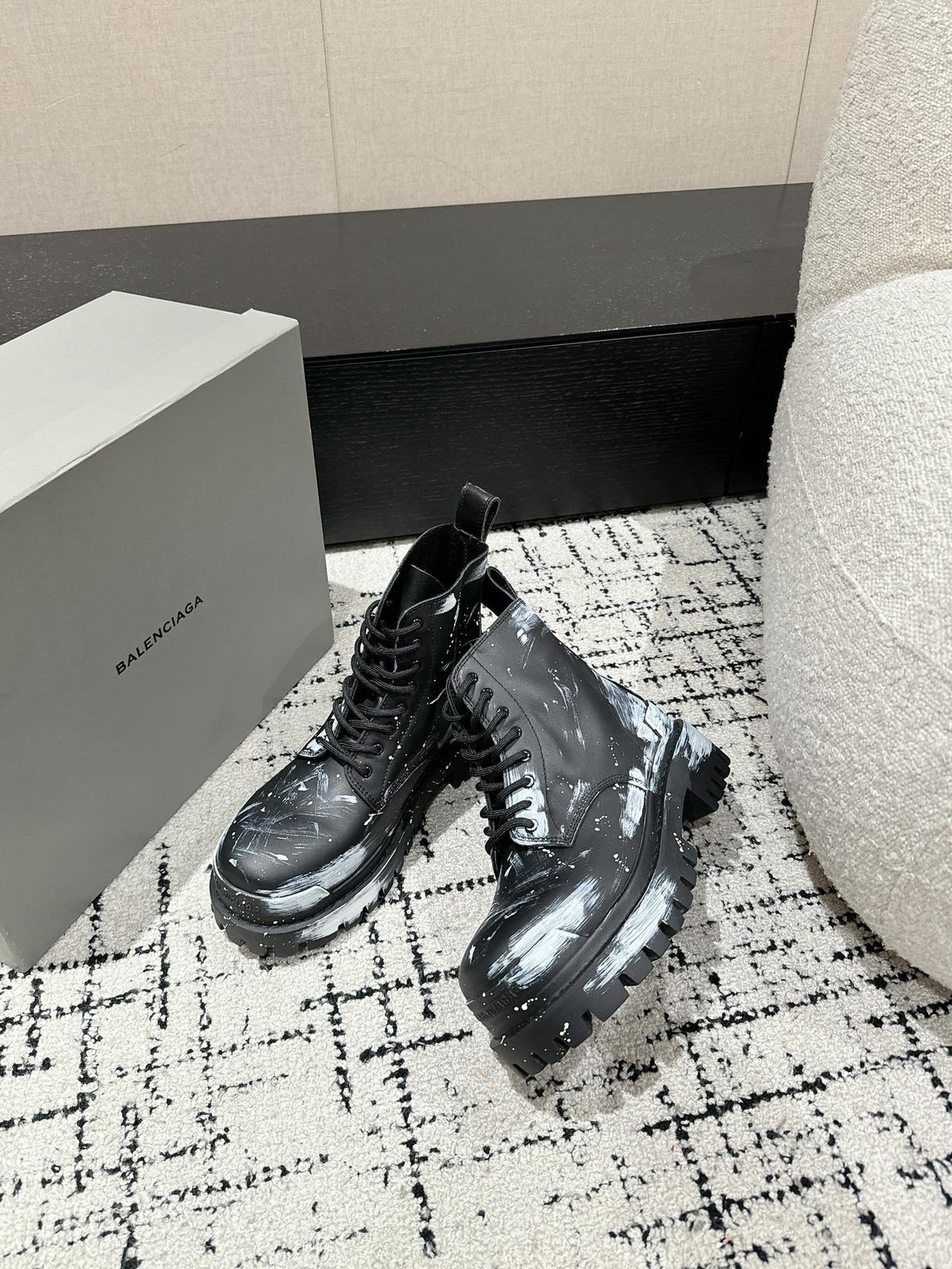 Balenciaga Black Boots EU 35-44 - detail image 4