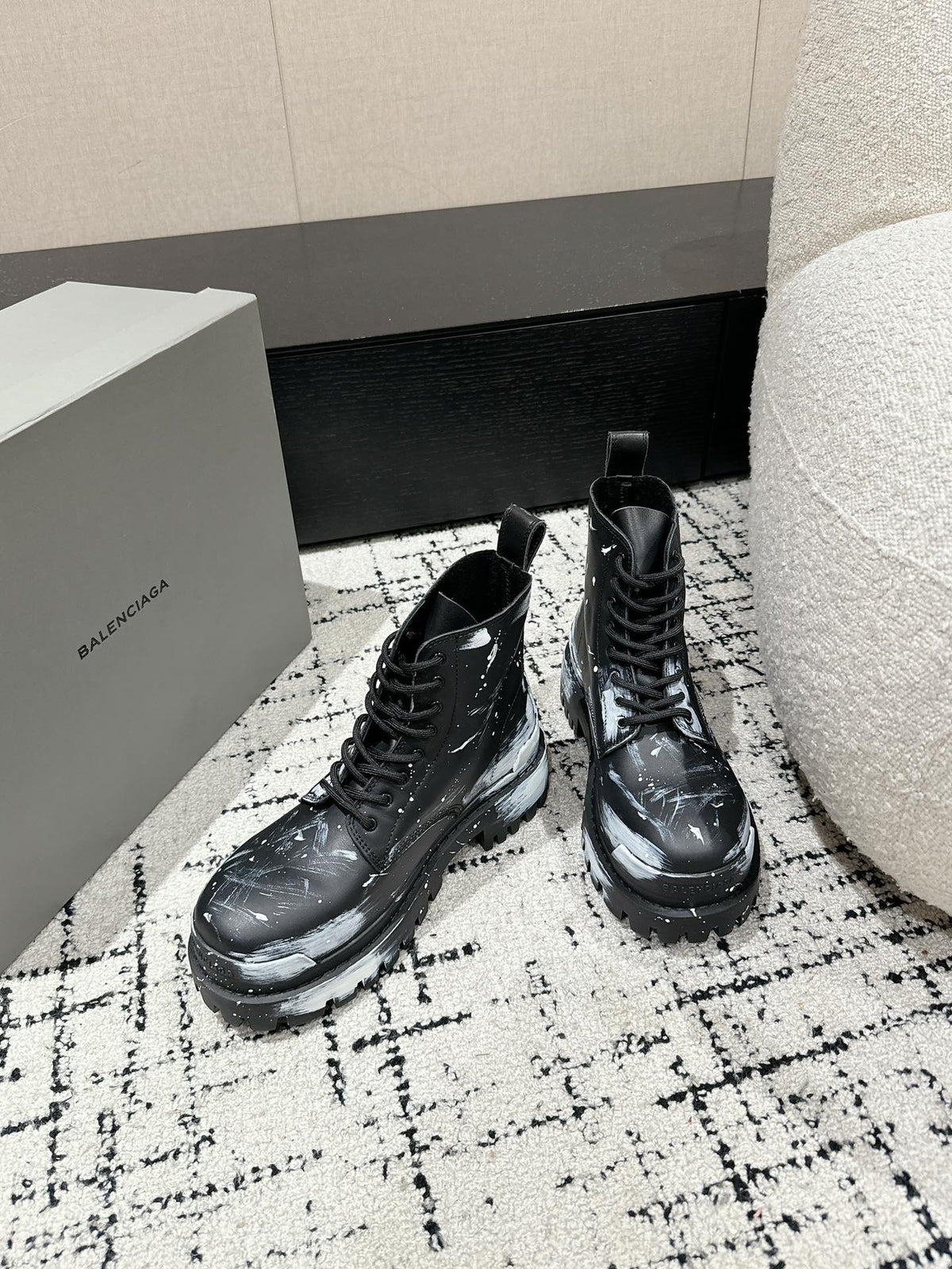 Balenciaga Black Boots EU 35-44 - detail image 2