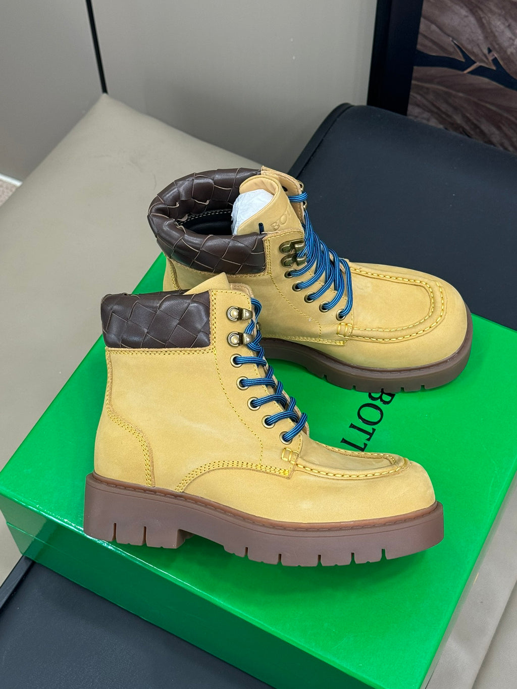 Bottega Veneta Green & Gold Boots EU 35-45 - detail image 5