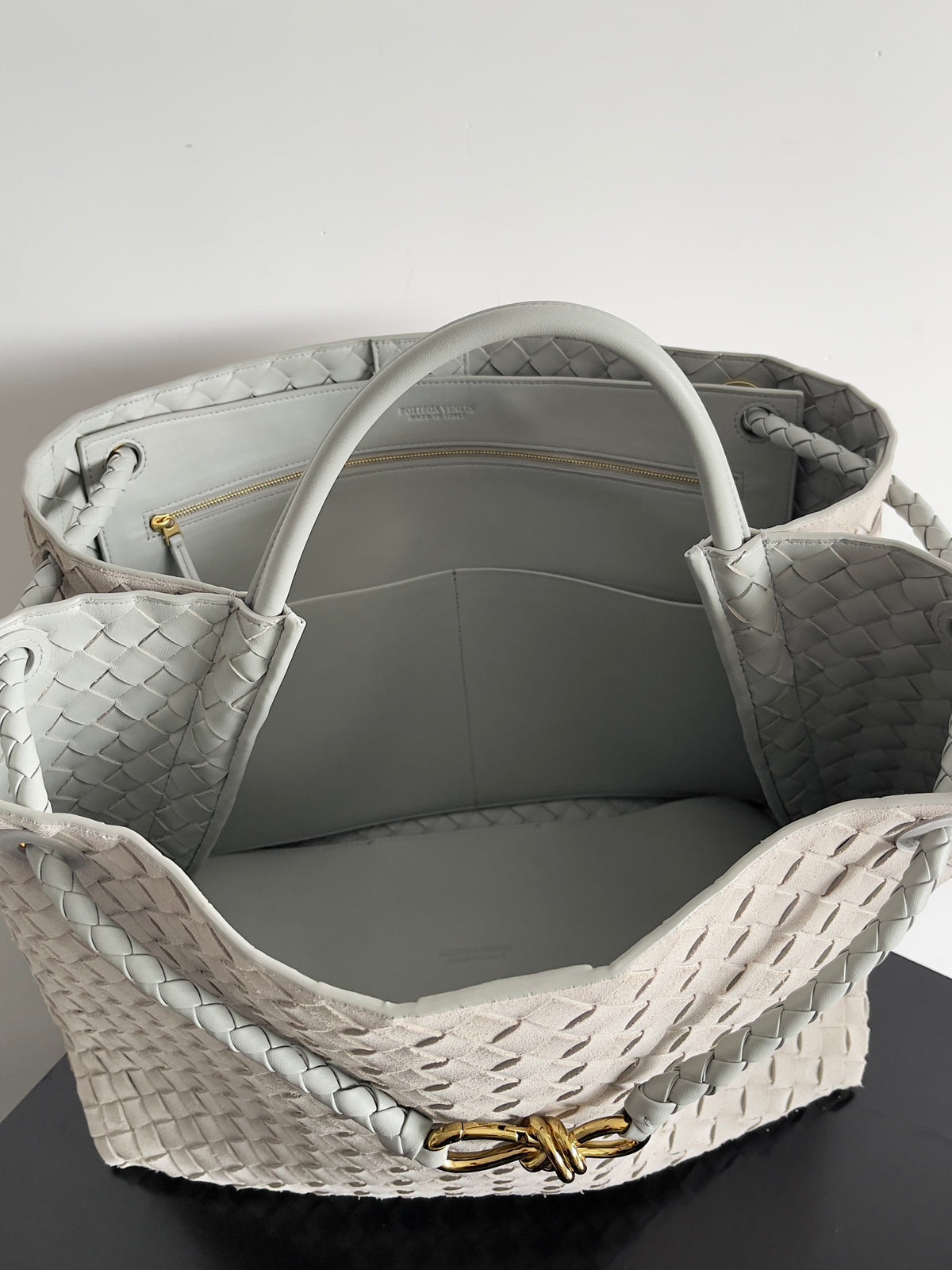 Bottega Veneta 743575 Black Designer Handbag Edition 7 - detail image 9