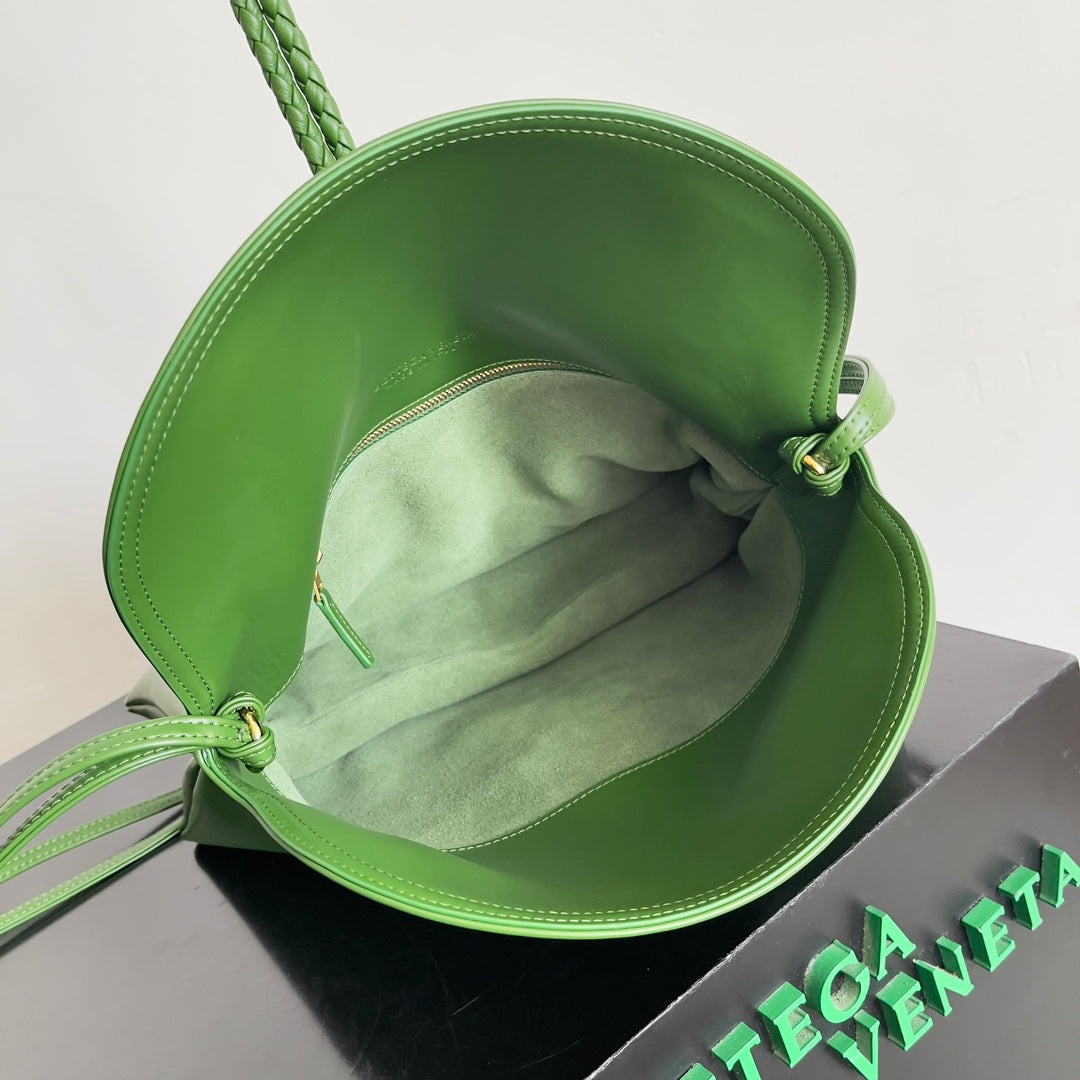 Bottega Veneta 806034 Green Designer Handbag - detail image 9