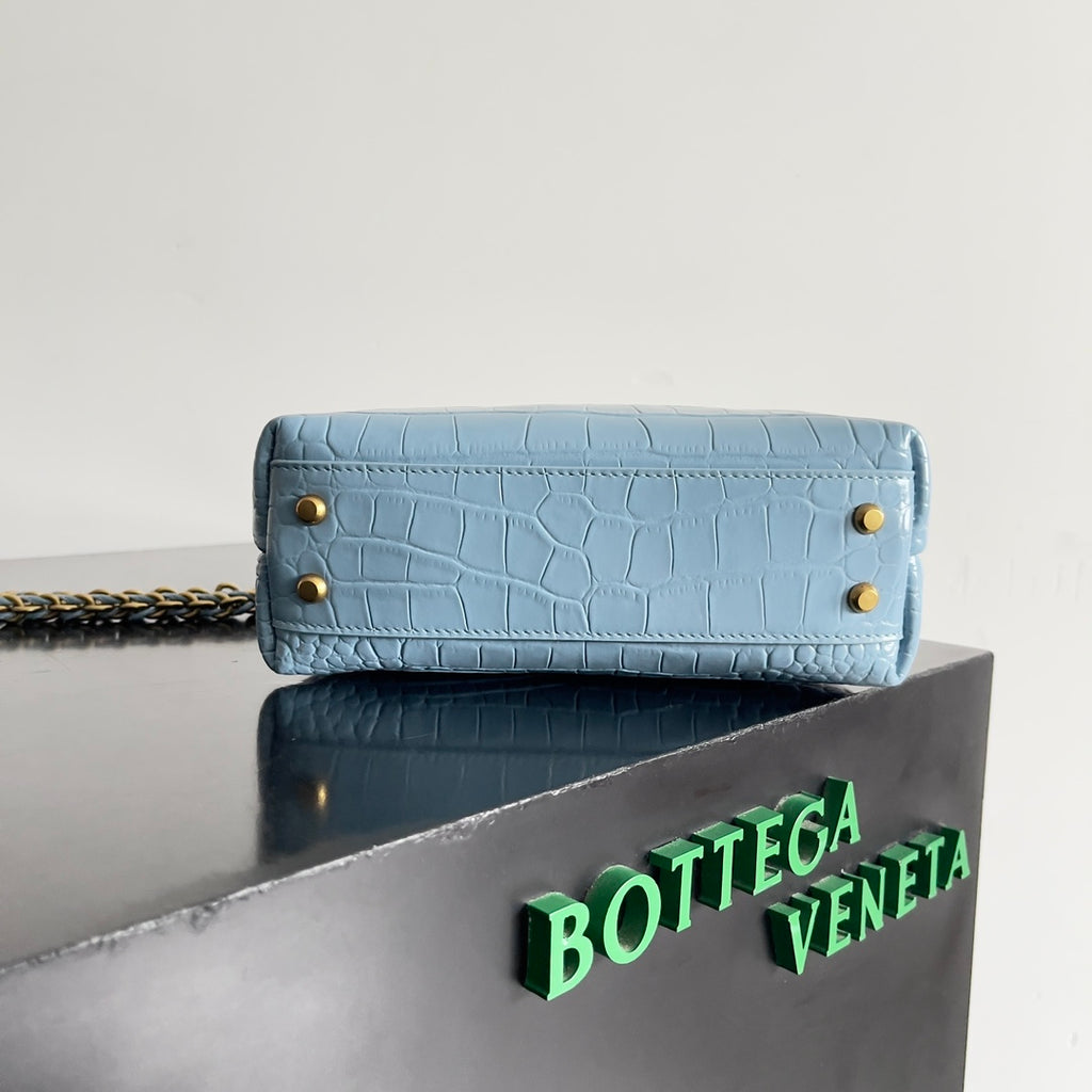 Bottega Veneta 773733 Black Designer Handbag - detail image 4