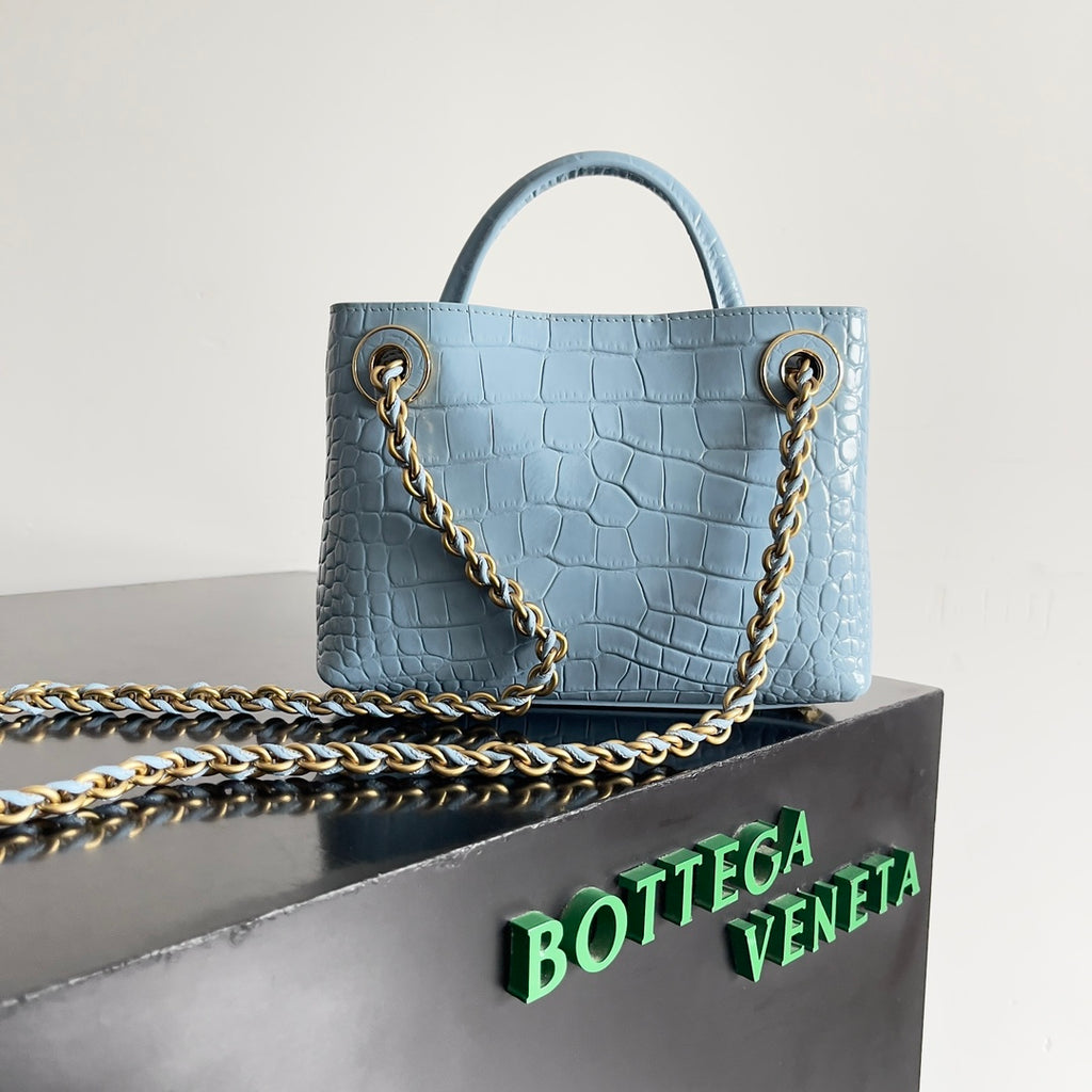 Bottega Veneta 773733 Black Designer Handbag - detail image 3