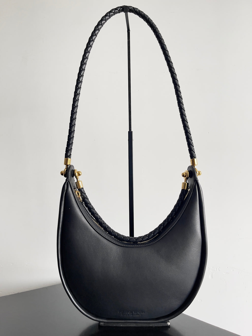 Bottega Veneta 794902 Black Designer Handbag Edition 2 - detail image 3