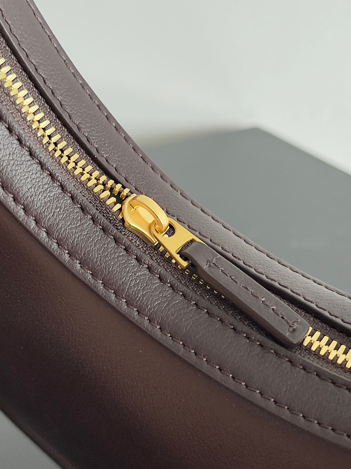 Bottega Veneta 794902 Black Designer Handbag - detail image 6