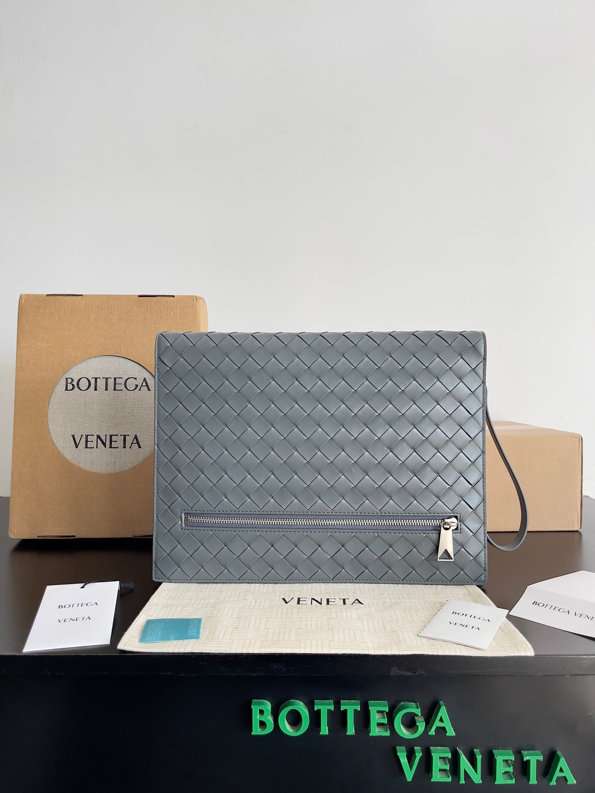 Bottega Veneta Gray Designer Handbag Edition 33