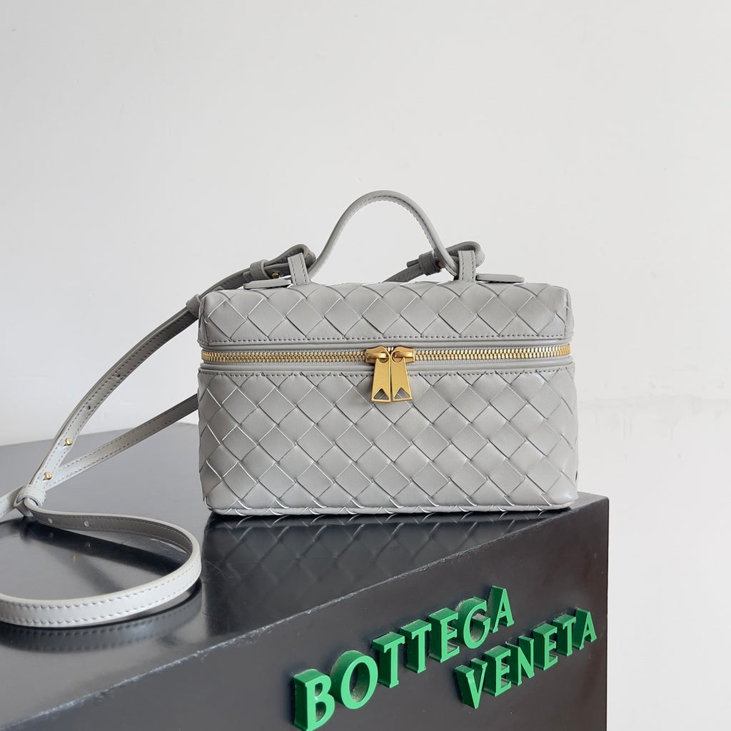Bottega Veneta 789109 Gray Designer Handbag Edition 4