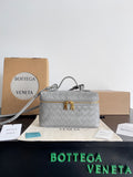 Bottega Veneta Gray & Black Designer Handbag Edition 3