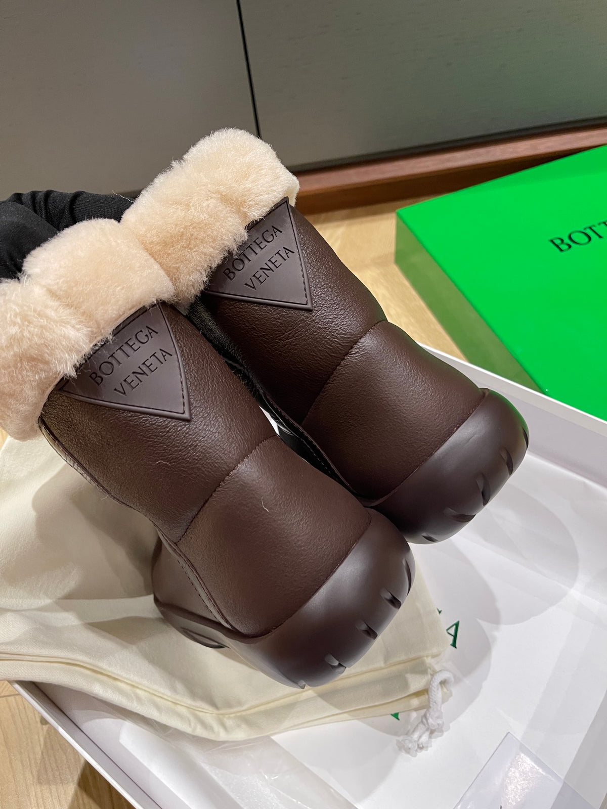 Bottega Veneta SIZE35 Black & Brown Boots EU 35-39 - detail image 6
